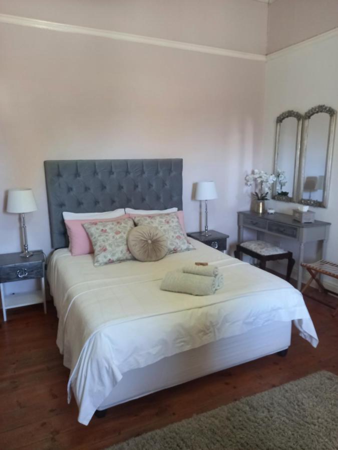 Carmel Villa B&B Or Self-Catering Calvinia Exteriér fotografie