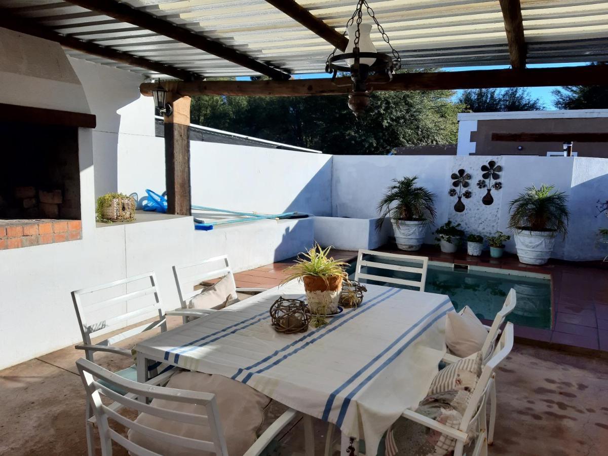 Carmel Villa B&B Or Self-Catering Calvinia Exteriér fotografie